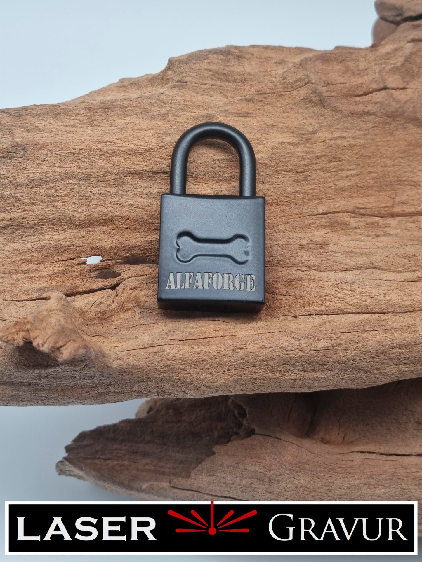 Guardian Saphire Kombi lasergraviert mit Midnight Black-Kette & silbernem Schäkel